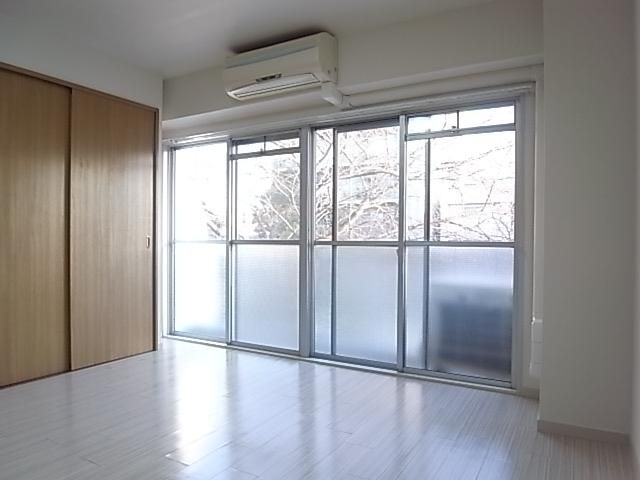 居室・リビング　LINEでのお問い合わせもお待ちしております♪