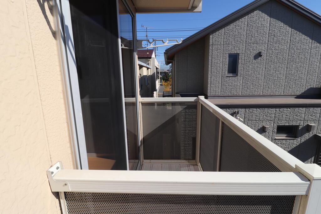 バルコニー　陽当たり良好