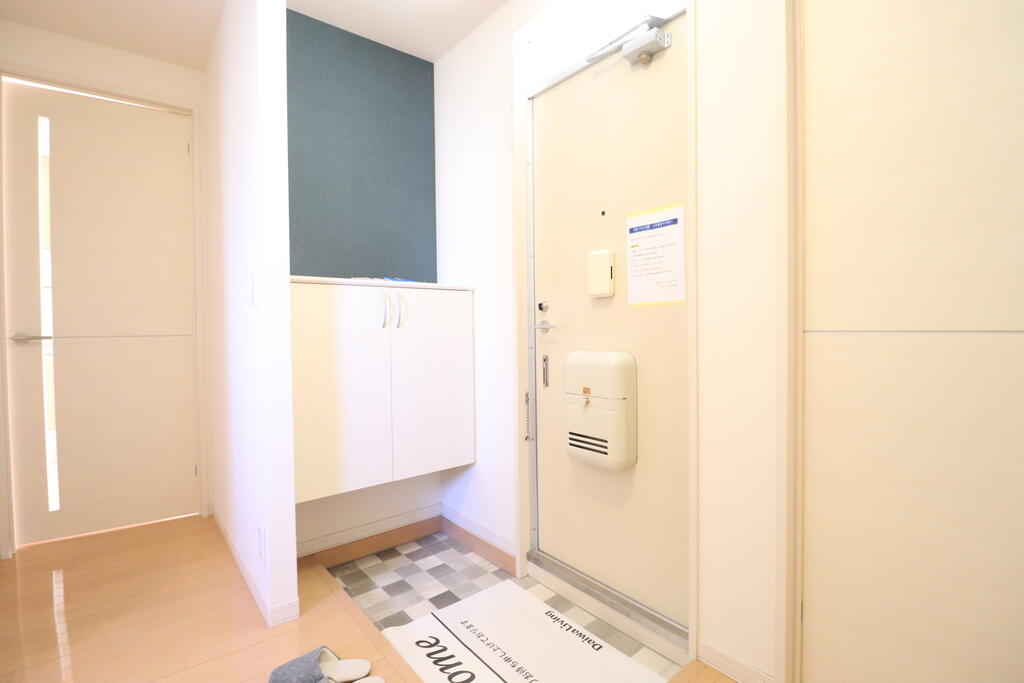 玄関　シューズボックス付いてます