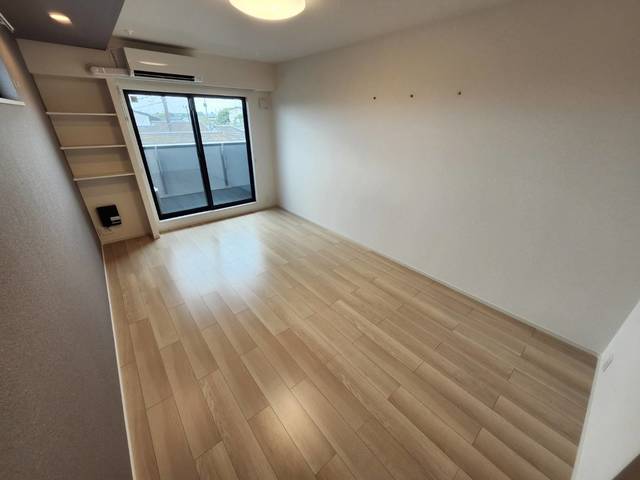 居室・リビング　同施工参考写真