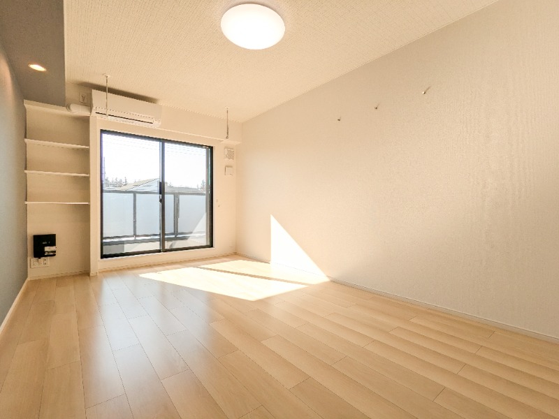 居室・リビング　図面と現状に相違がある場合には現状を優先