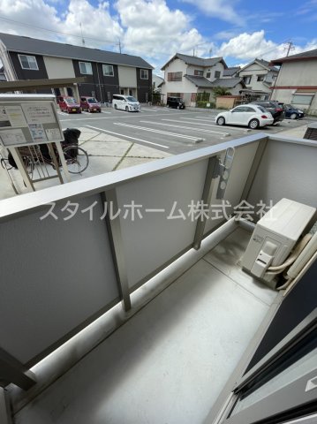 バルコニー　別部屋写真です。