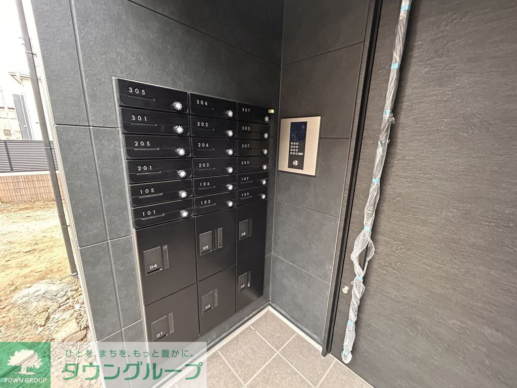 エントランス　お問合せはタウンハウジングまで！※現地待合わせ相談可能