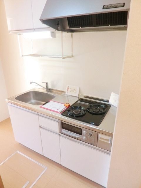 キッチン　2口コンロ付きのシステムキッチン