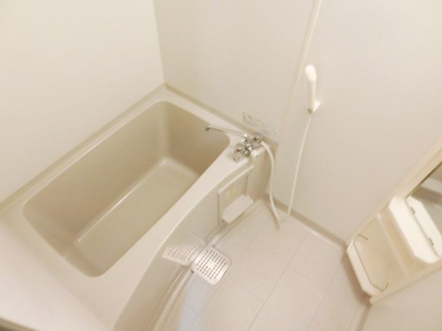 バス・シャワールーム　1日の疲れを洗い流すバスルーム