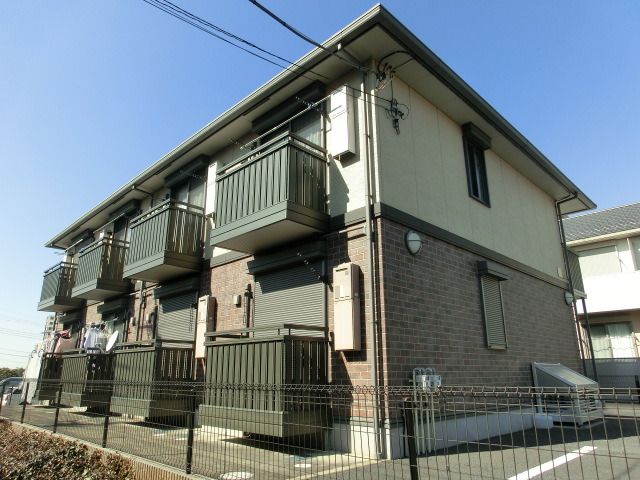 建物外観　高台に付き日当たり良好