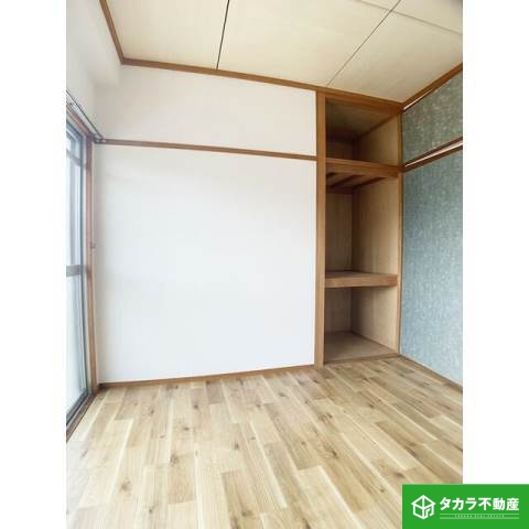 居室・リビング　写真は３０１号