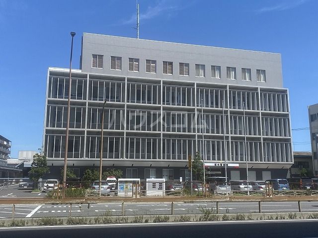 警察署・交番　厚木警察署（警察署・交番）まで712m