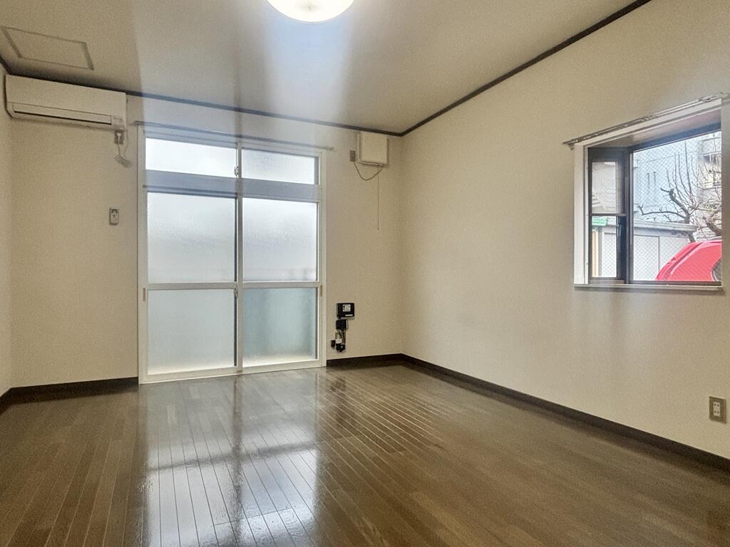 居室・リビング　9帖の広々したお部屋です