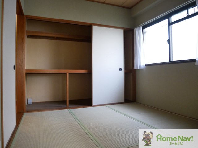 収納　大きな収納で荷物もすっきり片付きます。