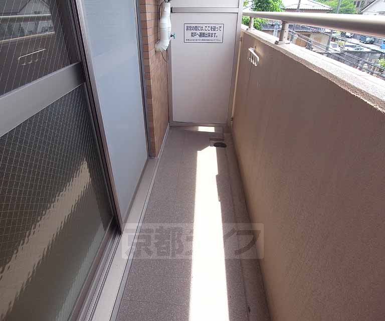 バルコニー　日当たり良好。南向きのバルコニーです。