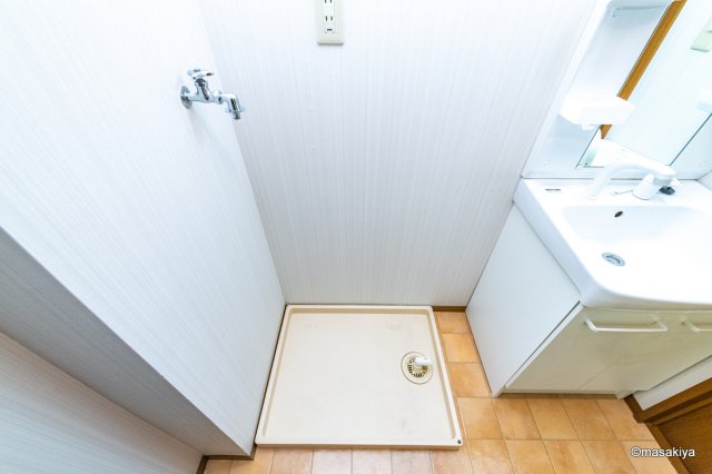 洗面設備　室内洗濯機置き場