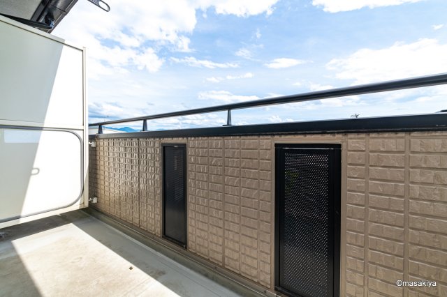 バルコニー　バルコニー