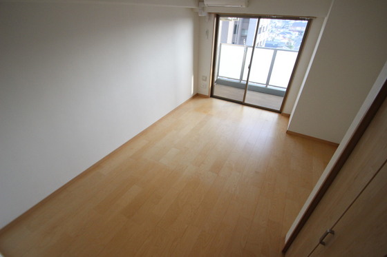 居室・リビング　※別部屋の写真です