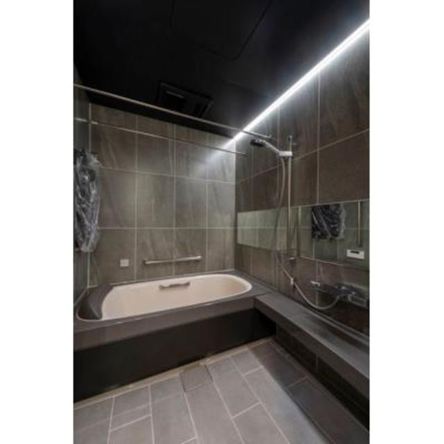 バス・シャワールーム　※写真は同タイプ住戸です。