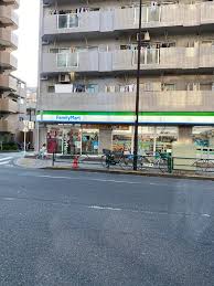 コンビニ　ファミリーマート東砂三丁目店（コンビニ）まで211m