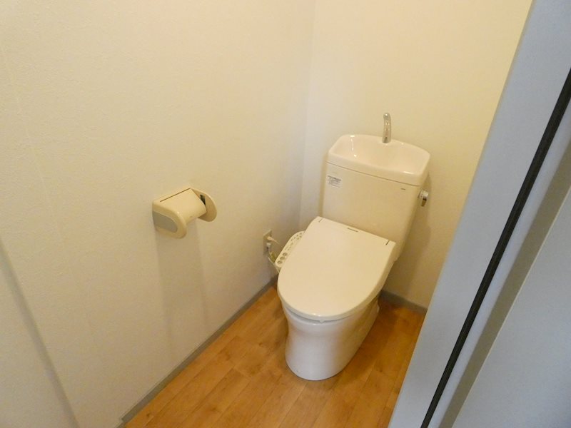 トイレ　類似部屋写真