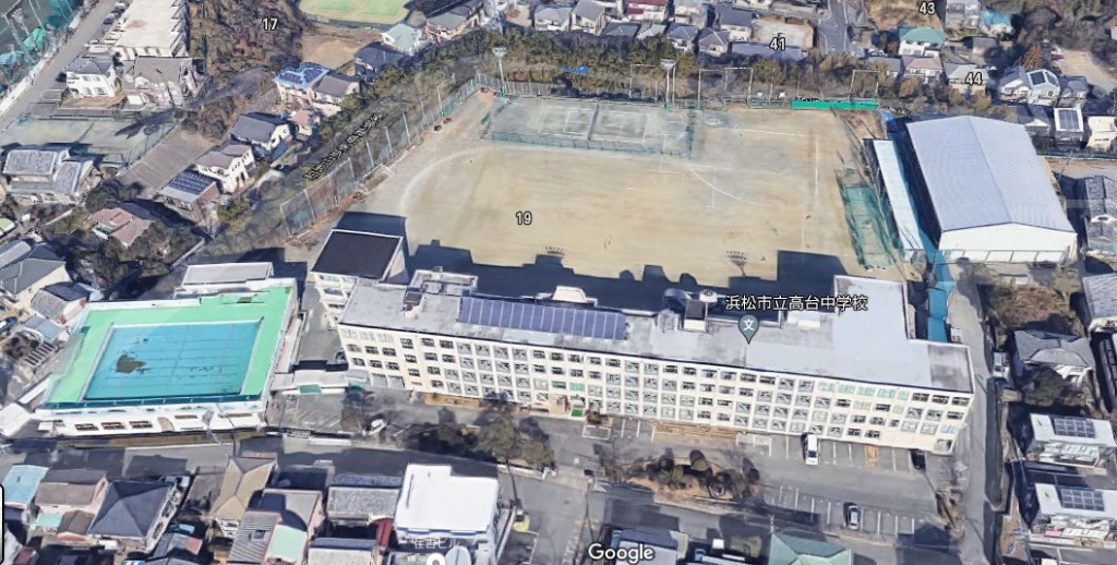 中学校　浜松市立高台中学校（中学校）まで1200m