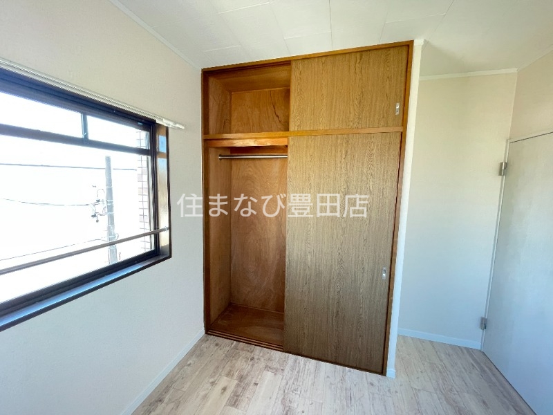 収納　同タイプ写真