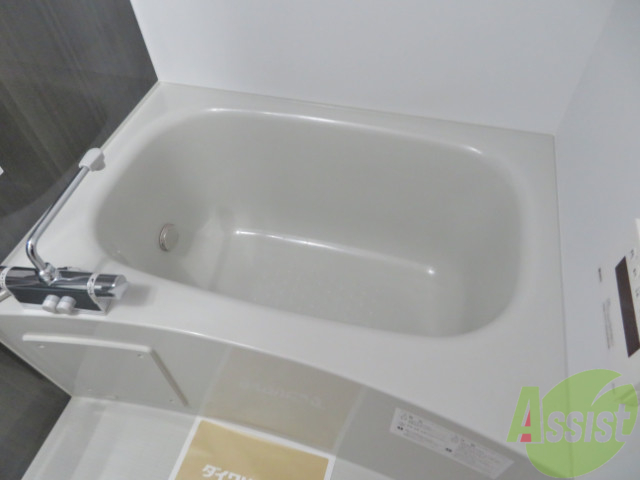 バス・シャワールーム　疲れた時はゆっくり湯船につかってみてはいかがでしょうか。