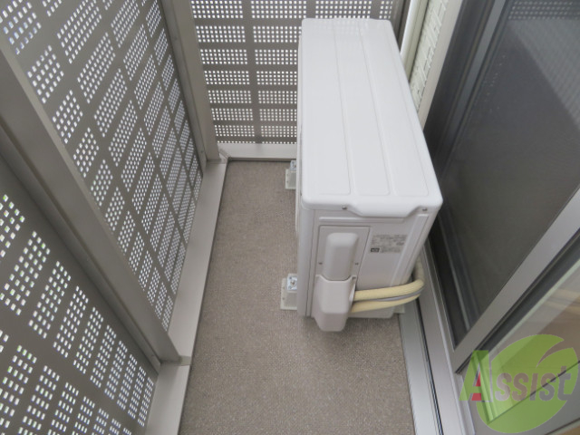 バルコニー　バルコニーです。たまには景色を楽しんではいかがでしょうか。