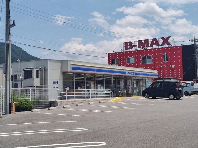 コンビニ　ローソン 玖珠長野店（コンビニ）まで350m