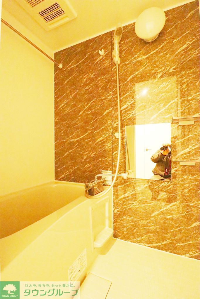 バス・シャワールーム　同一施工会社参考写真