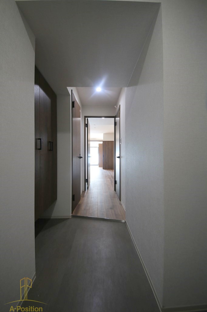 玄関　ドゥーエ南堀江