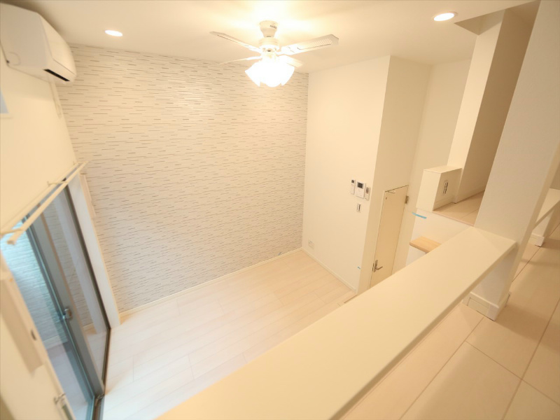 その他　洋室6帖　上段ロフト5.5帖（収納でもお部屋でも使えます）