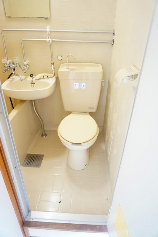 トイレ　トイレ