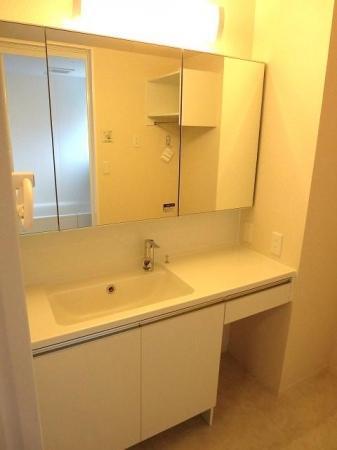 洗面設備　洗面所