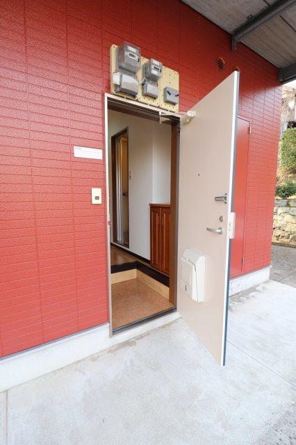 セキュリティ　玄関ドア