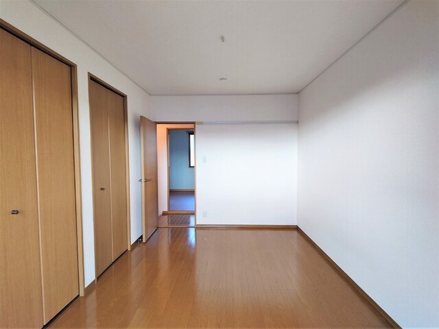 その他部屋・スペース　洋室６帖（別角度）
