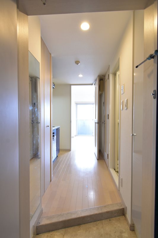 玄関　※同じ間取り別号室参考写真 　現状優先