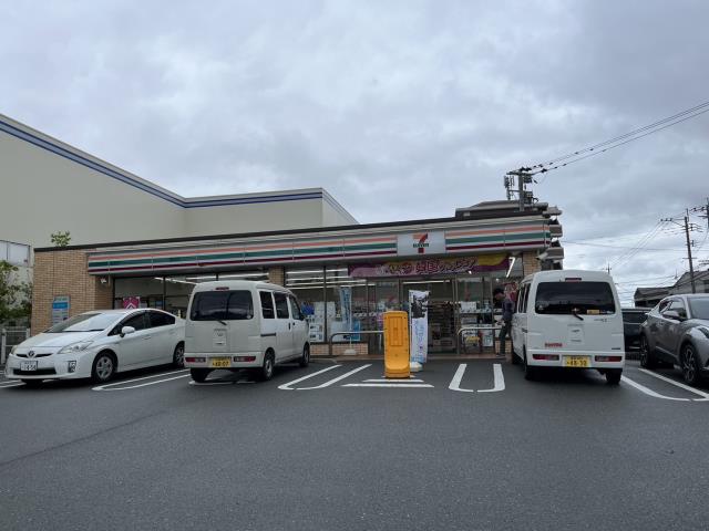 コンビニ　セブン－イレブン太宰府大佐野１丁目店（コンビニ）まで298m
