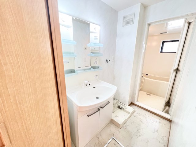 洗面設備　※別部屋参考写真