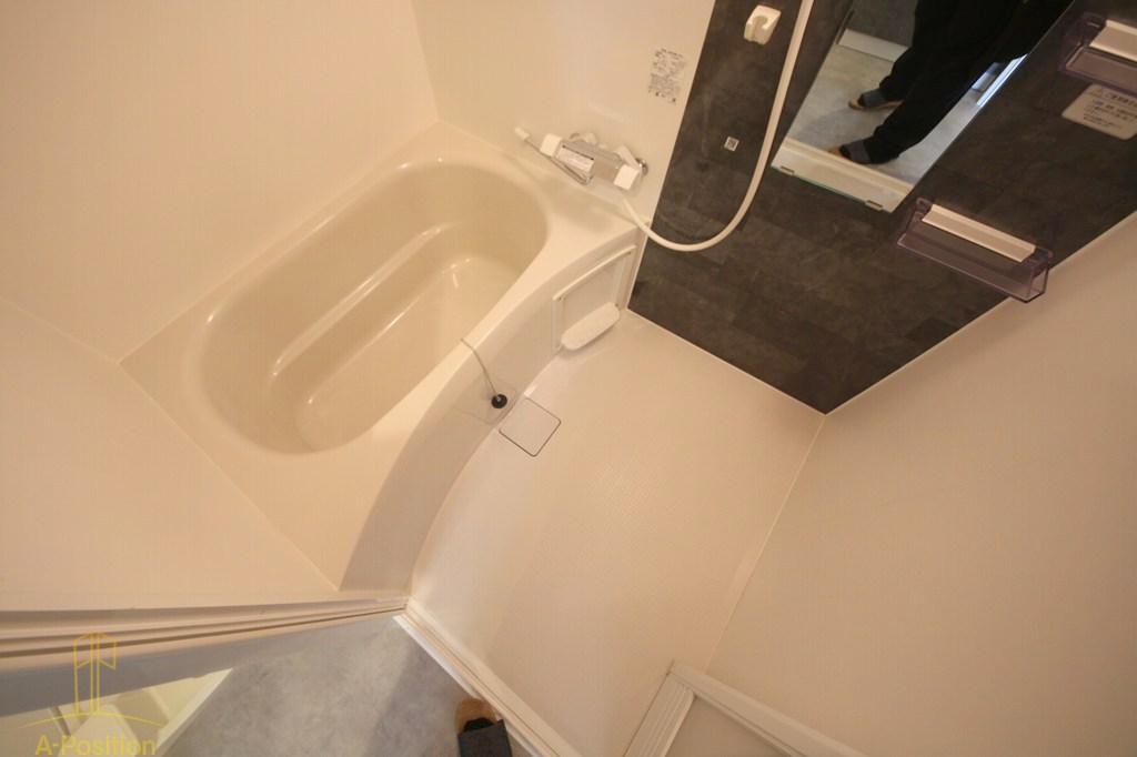 バス・シャワールーム　Krystal Fimeth2番館