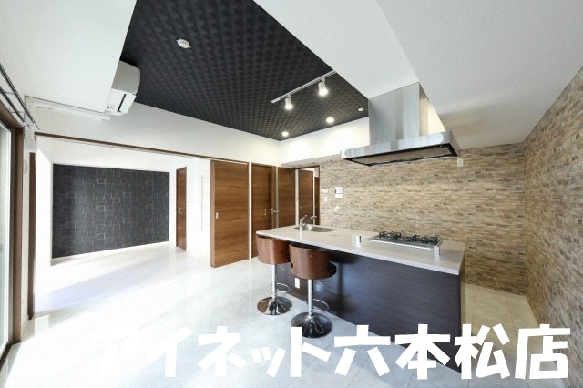 居室・リビング　広々としたリビングです。