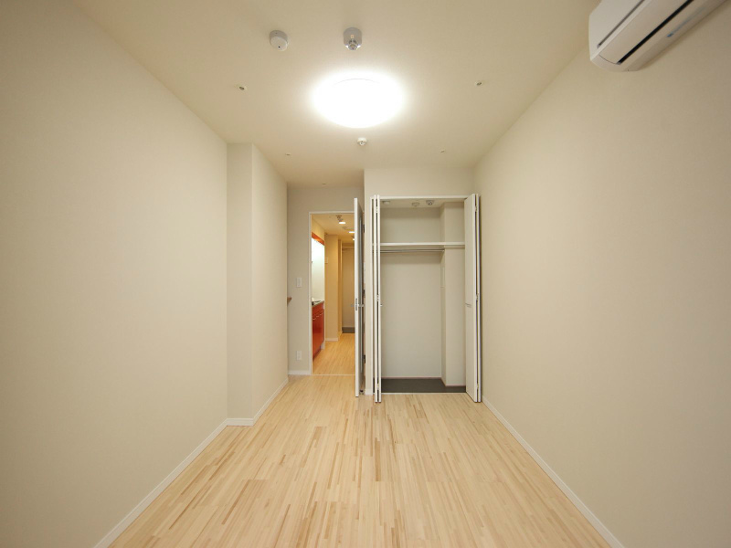 居室・リビング　洋室7.1帖　クローゼット付（収納充実してます）