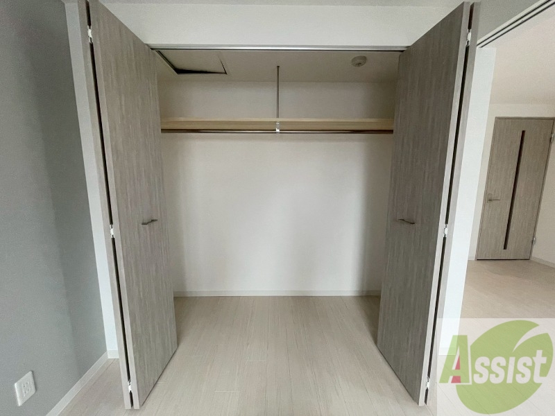 収納　洋室にはクローゼットがあるのですっきり片付きそうです。