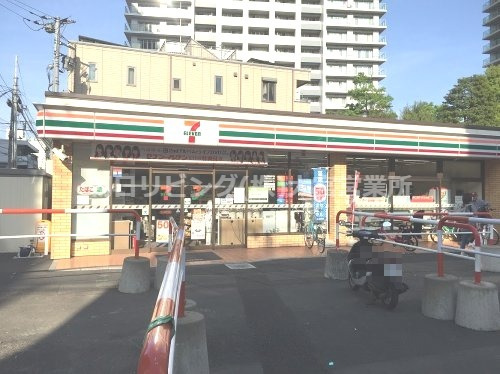 コンビニ　セブンイレブン さいたま下町3丁目店（コンビニ）まで274m