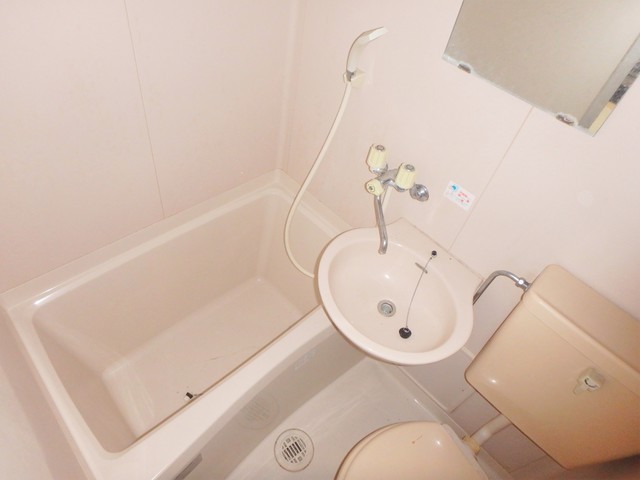 バス・シャワールーム　バス