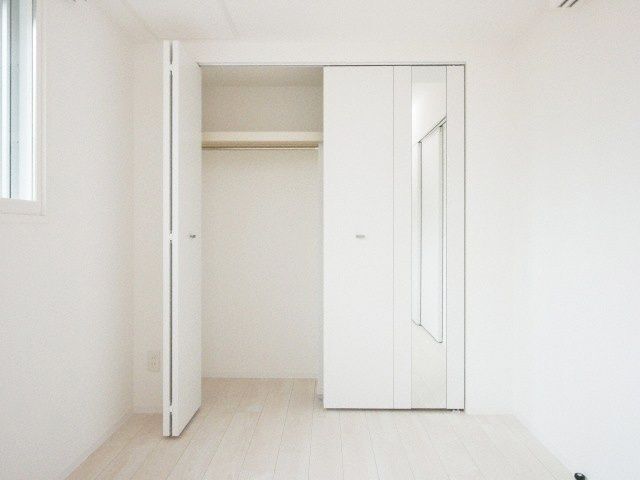 収納　※写真は別号室です。