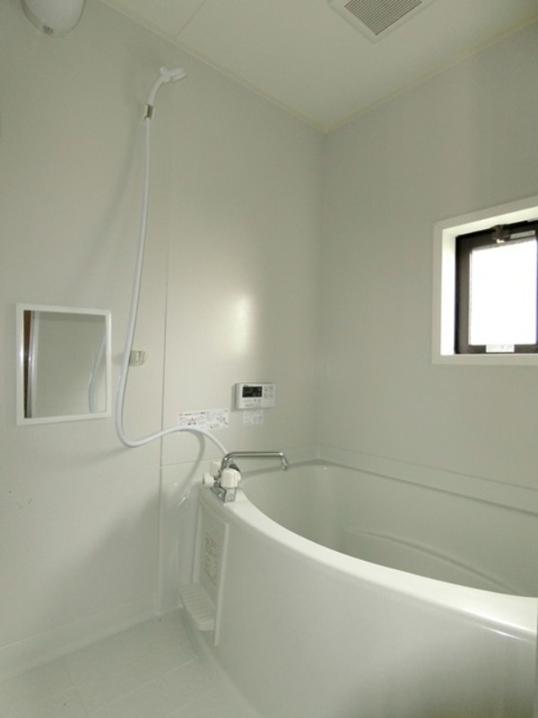 バス・シャワールーム　図面と現状に相違がある場合には現状を優先