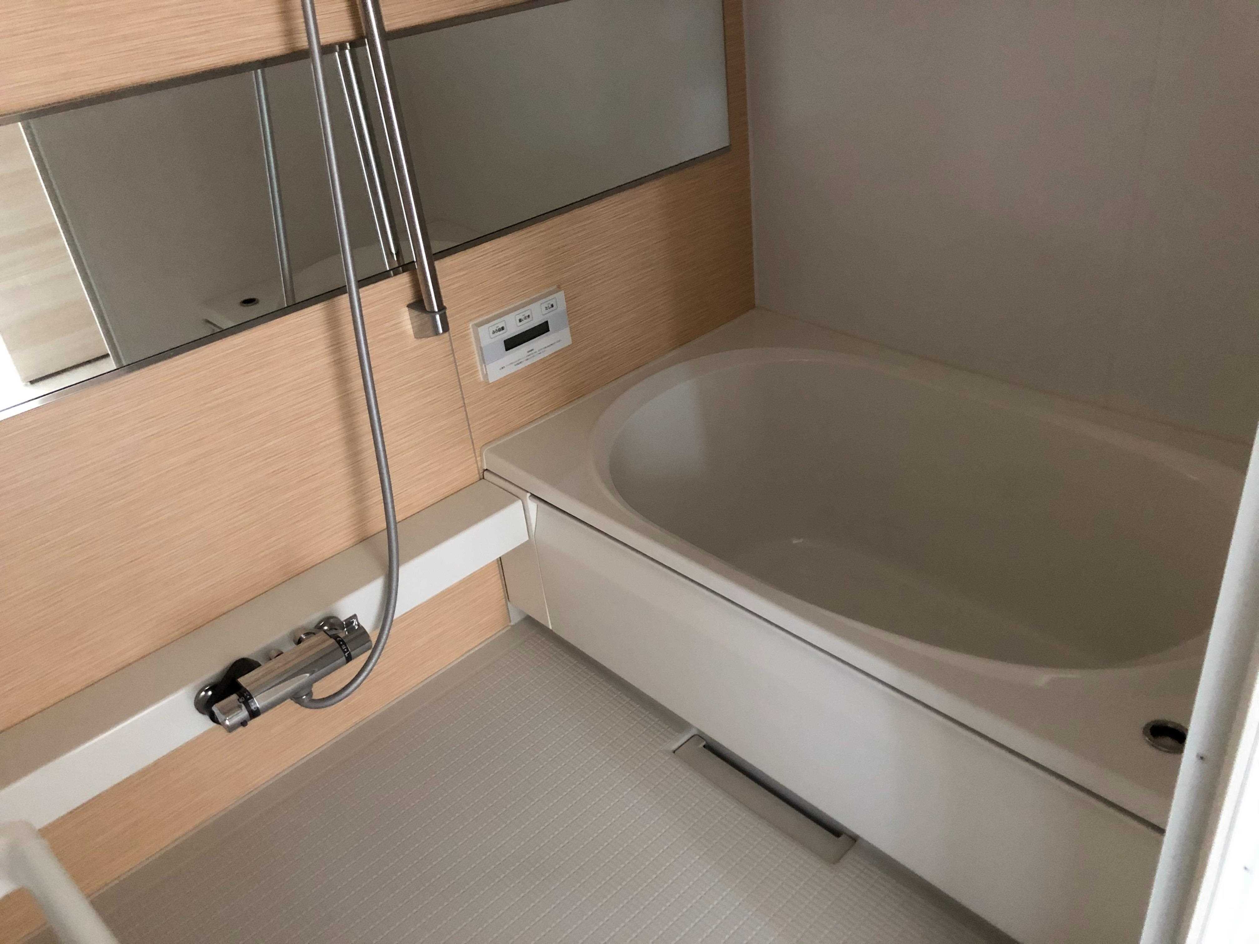 バス・シャワールーム　浴室