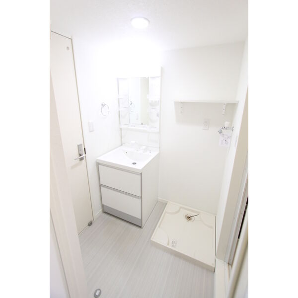 洗面設備　同タイプの写真