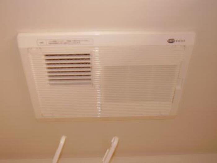 その他設備　浴室乾燥換気扇設備