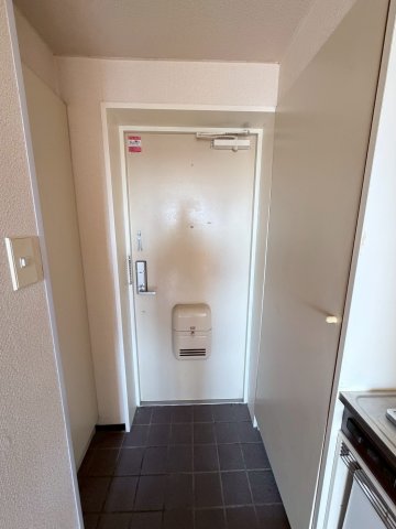 玄関　シンプルで使いやすい玄関です