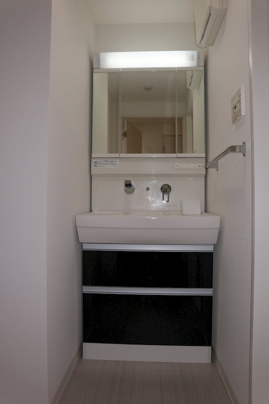 洗面設備　洗髪洗面化粧台