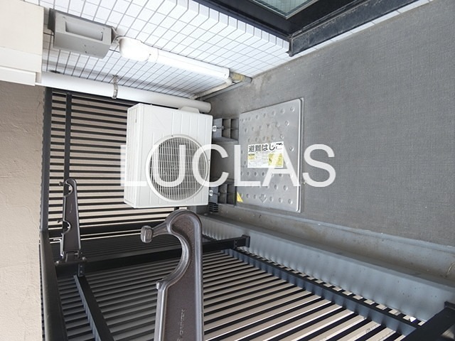 バルコニー　バルコニー付で洗濯物も安心♪